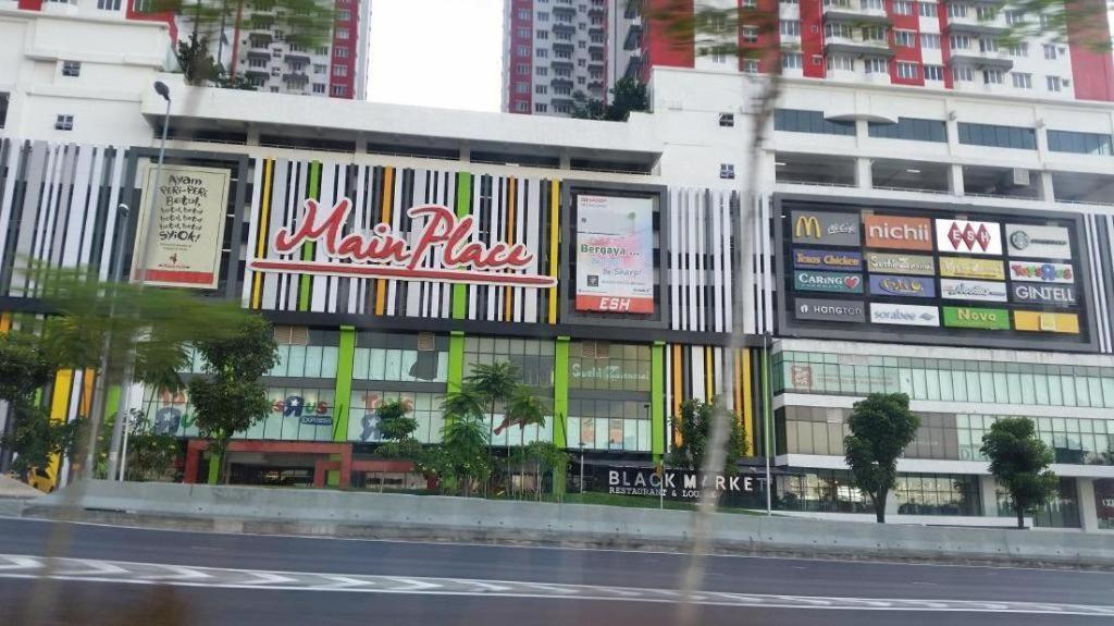 סובאנג ג'איה De Glory Hotel Usj 21 מראה חיצוני תמונה